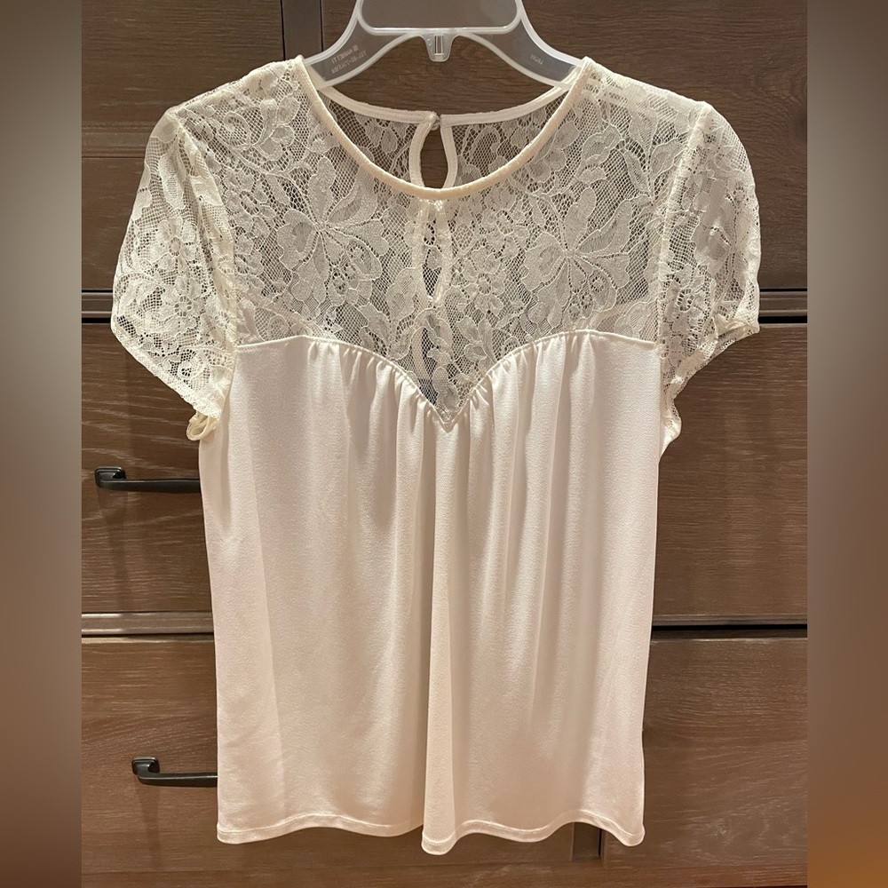 Express Lace Yoke Top, size S